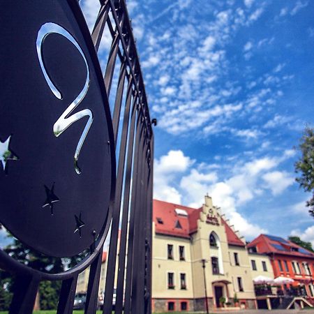 Hotel Niemcza Wino & Spa Exteriör bild